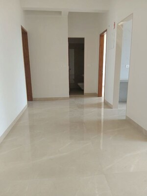 Room in 3 BHK Apartment at Bharat Primavistas, Vile Parle West – for Rent