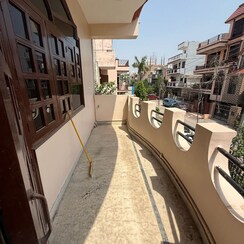 3 BHK + Pooja Room Builder Floor For Rent in Sector 23