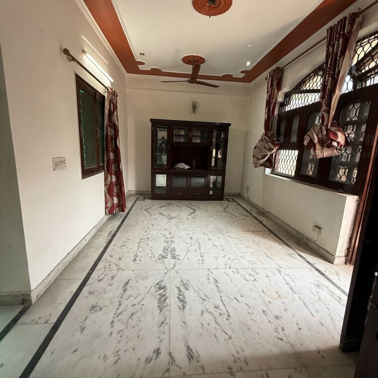 Bedroom, sector 23 3 Bedroom 360 Sq.Ft. Builder Floor In Sector 23 Gurgaon 10349588