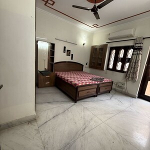 Bedroom in 3 BHK Builder Floor at Sector 23 – for Rent