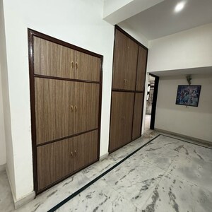Room in 3 BHK Builder Floor at Sector 23 – for Rent