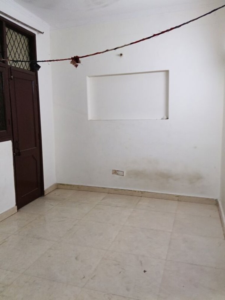 Room, malviya nagar 1.5 Bedroom 45 Sq.Yd. Builder Floor In Malviya Nagar Delhi 10349603
