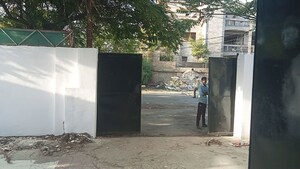  Showroom – Exterior View View at Mahanagar - for Rent