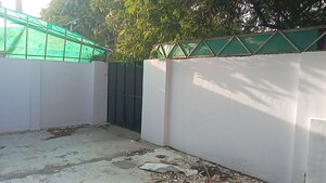 Balcony in  Showroom at Mahanagar – for Rent