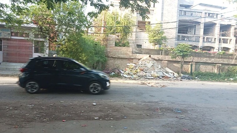  Parking, mahanagar Commercial Showroom 7000 Sq.Ft. In Mahanagar Lucknow 10349622