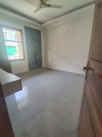 4 BHK + Pooja Room,Servant Room,Study Room,Extra Room,Basement,Store Room 400 Sq.Yd. Builder Floor in Green Fields Colony