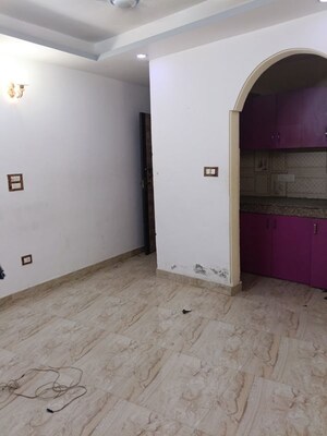 Room in 1 BHK Builder Floor at Malviya Nagar – for Rent