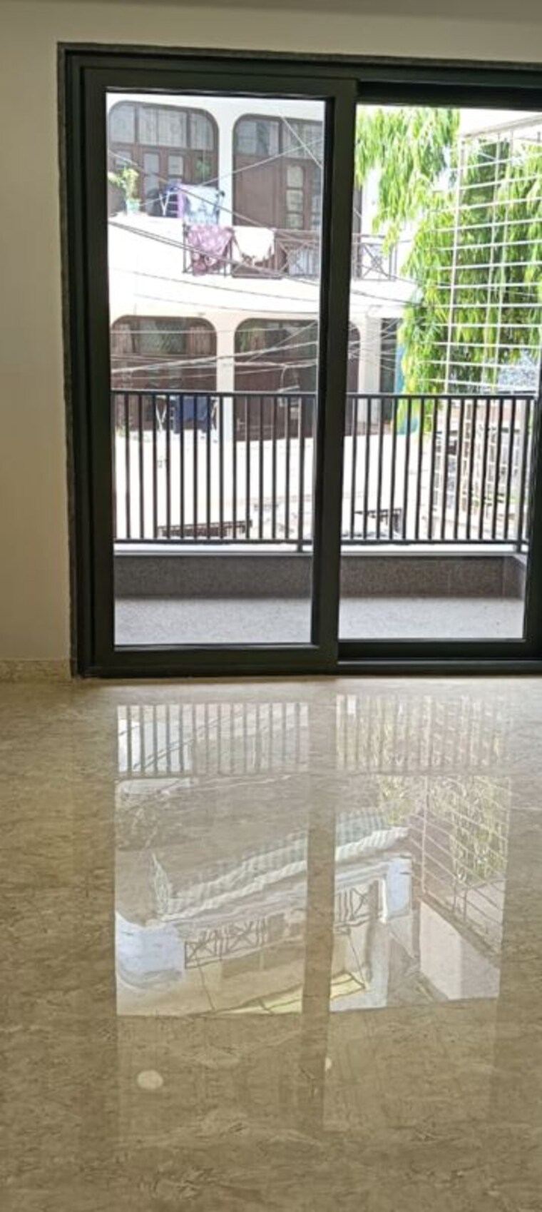 Room, chittaranjan park 3 Bedroom 211 Sq.Ft. Builder Floor In Chittaranjan Park Delhi 10349659