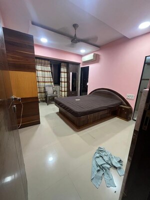 Bedroom in 2 BHK Apartment at Jaydeep Park, Majiwada – for Rent