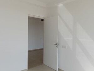 Bedroom in 2 BHK Apartment at Hiranandani Estate, Ghodbunder Road – for Rent