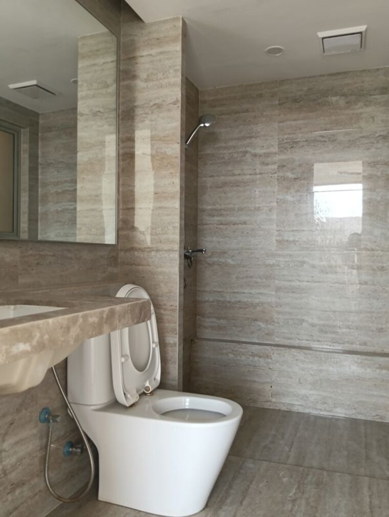 Attached Bathroom, hiranandani-estate 2 Bedroom 702 Sq.Ft. Apartment In Ghodbunder Road Thane 10349653