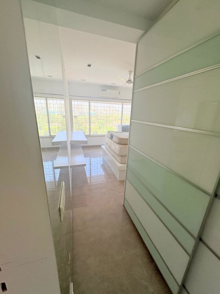 Bathroom, romell-serenity 3 Bedroom 1250 Sq.Ft. Apartment In Oshiwara Mumbai 10349626