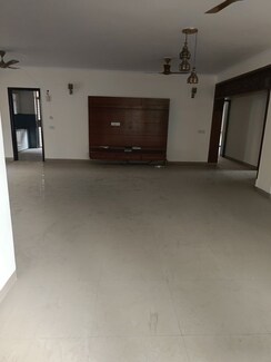 4 BHK + Servant Room Builder Floor For Sale in Unitech Woodstock Floors