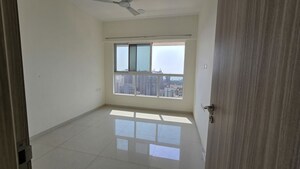Master Bedroom in 2 BHK Apartment at Wadhwa Pristine, Matunga West – for Sale