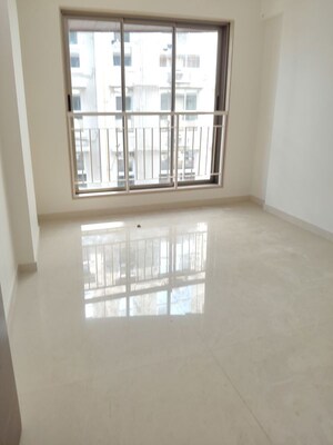 Room in 2 BHK Apartment at Palash Towers, Andheri West – for Rent