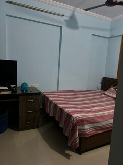 1 BHK + Pooja Room,Extra Room Apartment For Rent in Puranik Hometown