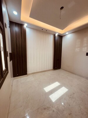Room in 2 BHK Builder Floor at Mansa Ram Park – for Sale