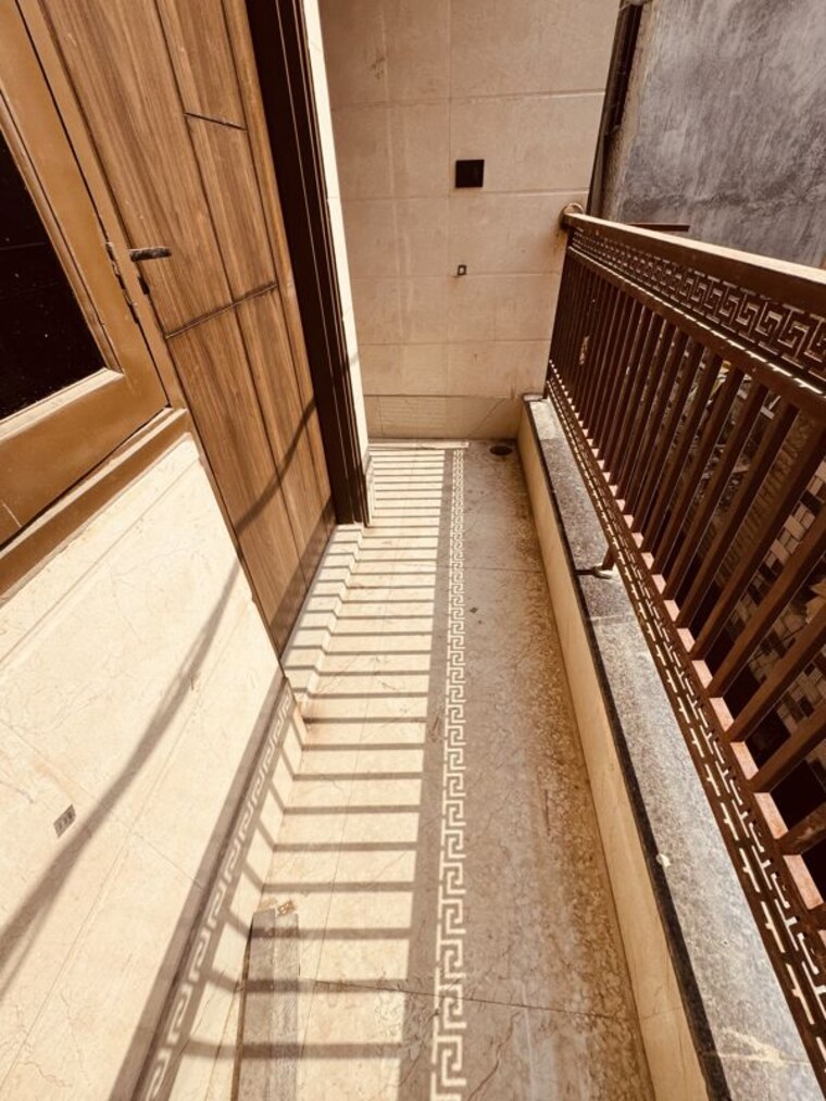 Balcony, mansa ram park 2 Bedroom 650 Sq.Ft. Builder Floor In Mansa Ram Park Delhi 10349727