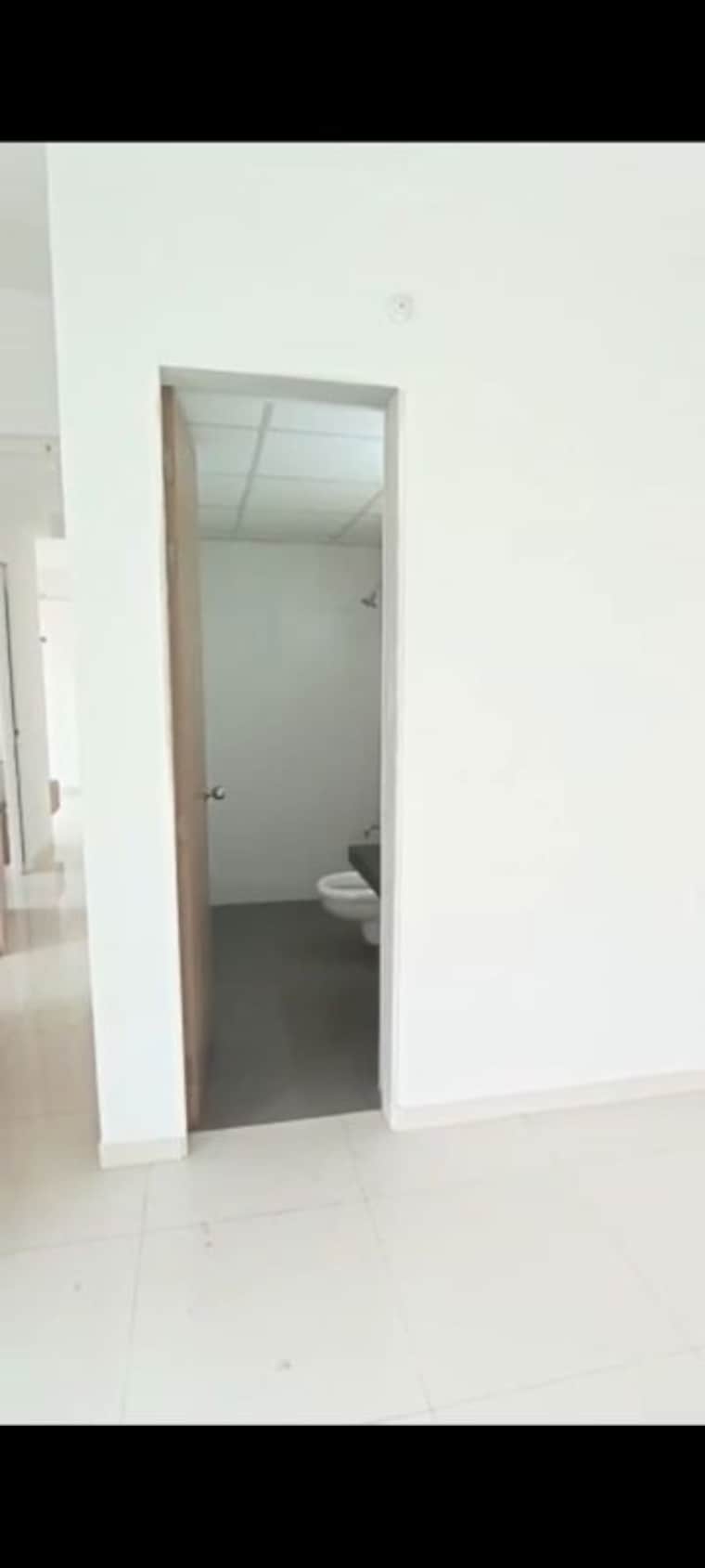 Master Bedroom, godrej-emerald 3 Bedroom 927 Sq.Ft. Apartment In Ghodbunder Road Thane 10349785