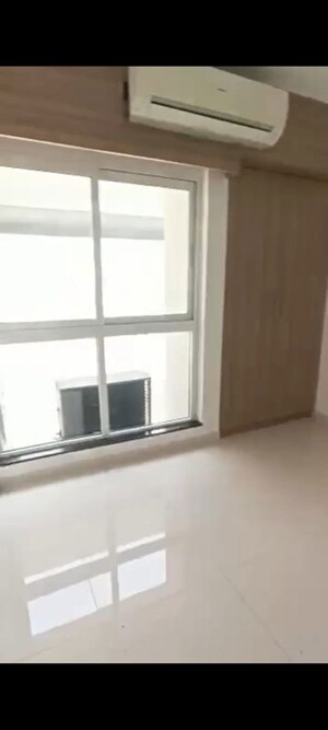 Room in 3 BHK Apartment at Godrej Emerald, Ghodbunder Road – for Rent