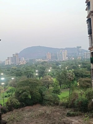 2 BHK Apartment – Garden View at Kukreja Golf Scappe, Chembur - for Rent