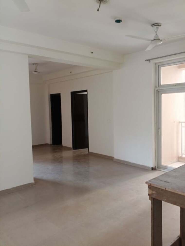 Room, sector 16c greater noida 3 Bedroom 1545 Sq.Ft. Apartment In Sector 16c Greater Noida Greater Noida 10349559