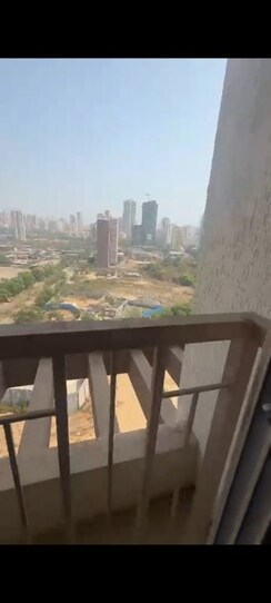 1 BHK Apartment For Rent in Metropolis Bayside