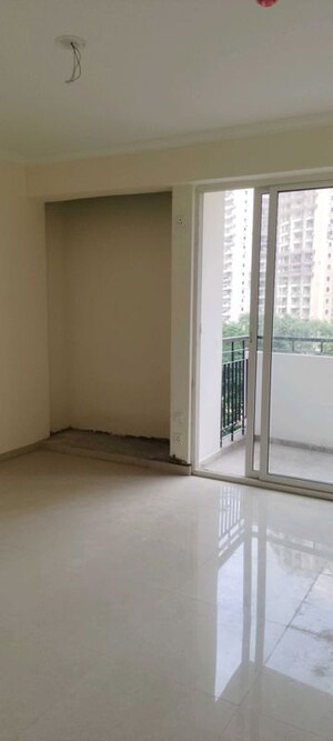 Room in 3 BHK Apartment at Assotech The Nest, Sain Vihar – for Sale