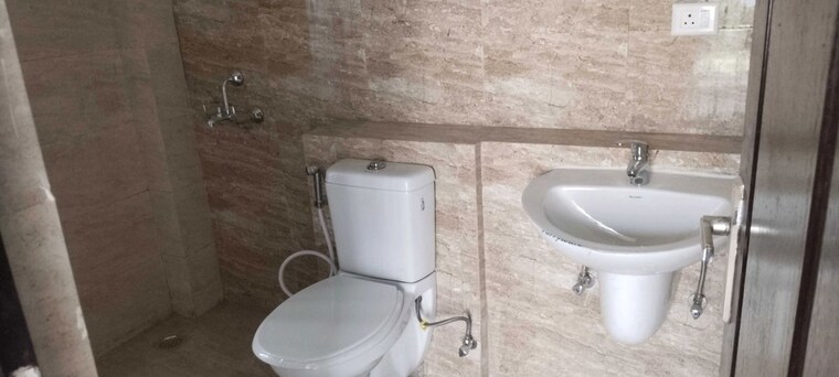 Bathroom, assotech-the-nest 3 Bedroom 1734 Sq.Ft. Apartment In Sain Vihar Ghaziabad 10349675