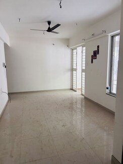 2 BHK Apartment For Rent in Surya Skies