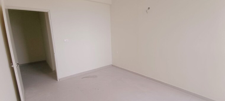 Hall, pyramid-midtown 2 Bedroom 800 Sq.Ft. Apartment In Sector 59 Gurgaon 10349817