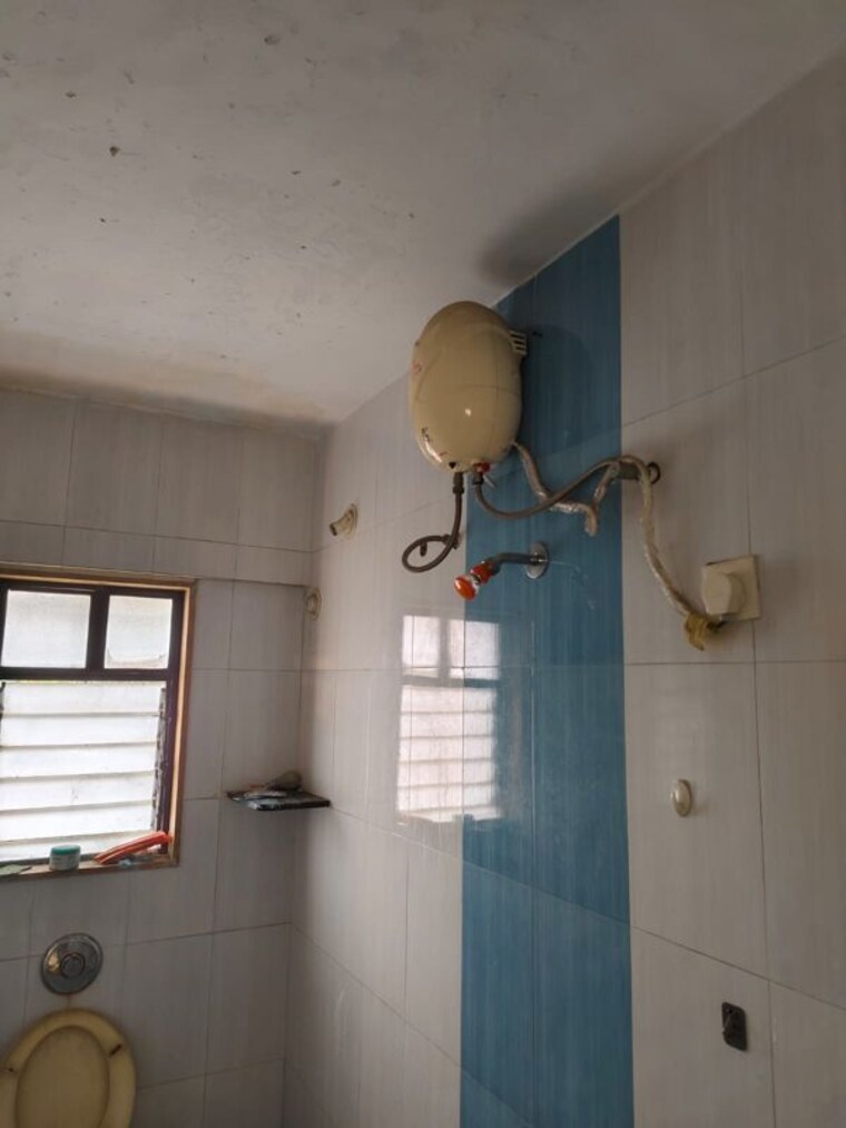Bathroom, avenue-pearl 2 Bedroom 780 Sq.Ft. Apartment In Baner Pune 10349830