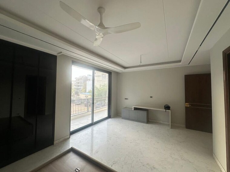 Room, sector 14 2 Bedroom 250 Sq.Ft. Builder Floor In Sector 14 Gurgaon 10349853