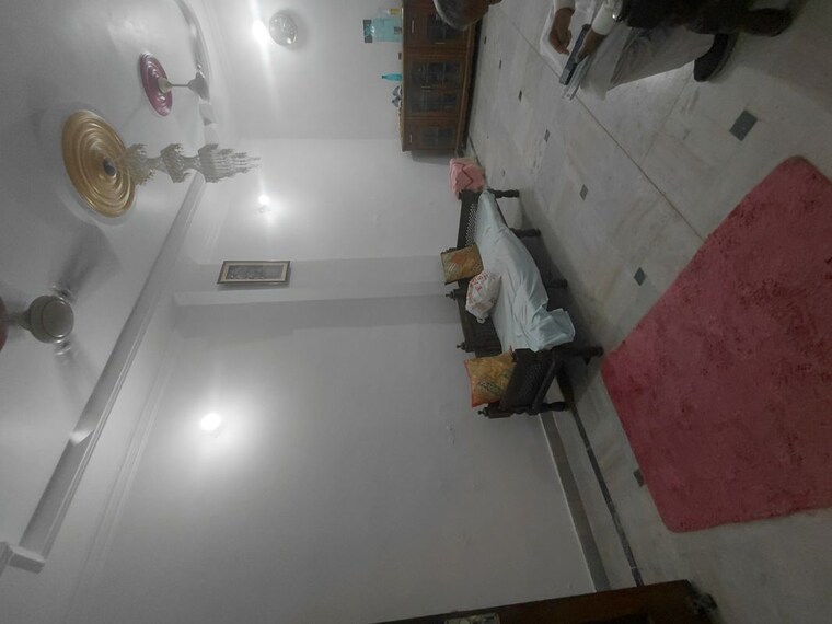 Hall, janakpuri 2 Bedroom 720 Sq.Ft. Builder Floor In Janakpuri Delhi 10349857