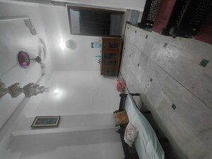 Furnished Amenities in 2 BHK Builder Floor at Janakpuri – for Sale