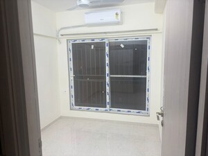 Room in 2 BHK Apartment at Alta Vista Phase I, Chembur – for Rent