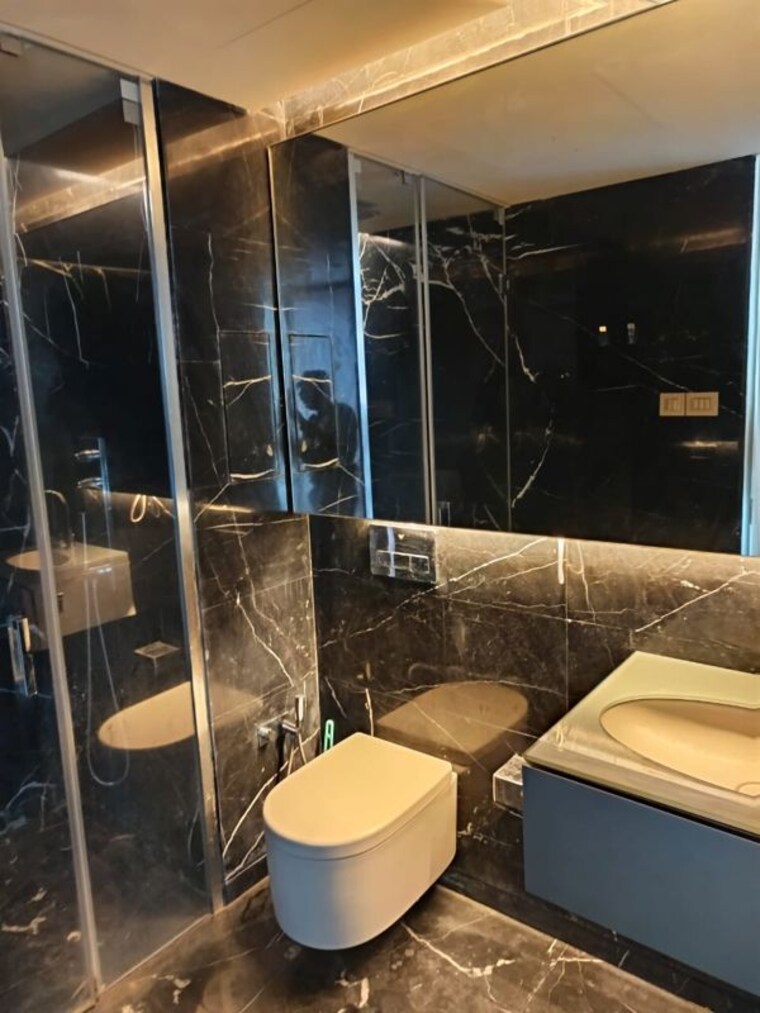Team Area, lodha-world-crest 3 Bedroom 1500 Sq.Ft. Apartment In Worli Mumbai 10349879