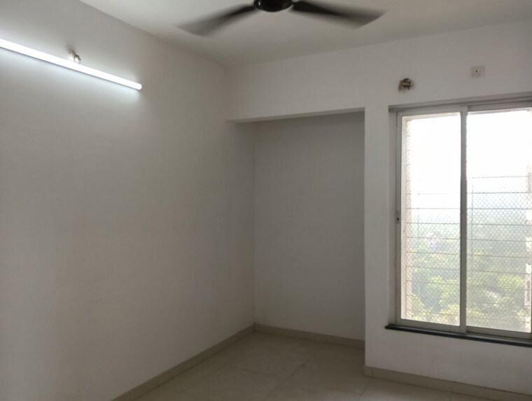 Bedroom, puranik-city 2 Bedroom 900 Sq.Ft. Apartment In Kasarvadavali Thane 10349880