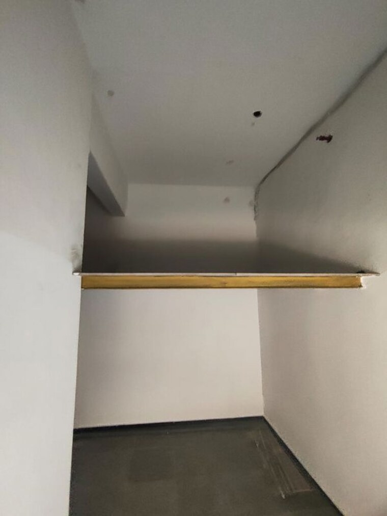 undefined, thane west Commercial Shop 250 Sq.Ft. In Thane West Thane 10349900