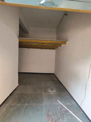 Room in  Shop at Thane West – for Rent