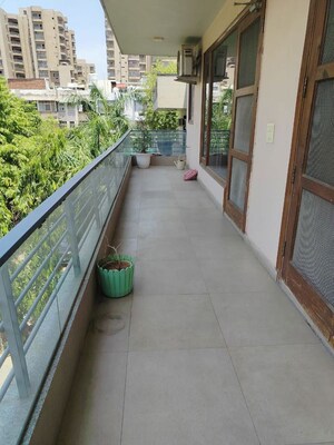 Balcony in 4 BHK Builder Floor at Ardee City, Sector 52 – for Rent