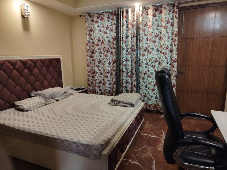 Bedroom, ardee-city 4 Bedroom 2700 Sq.Ft. Builder Floor In Sector 52 Gurgaon 10349897
