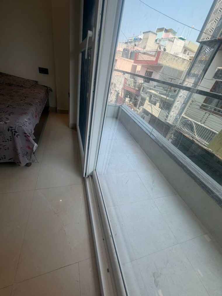 Balcony, patel nagar 2 Bedroom 1000 Sq.Ft. Builder Floor In Patel Nagar Gurgaon 10349918