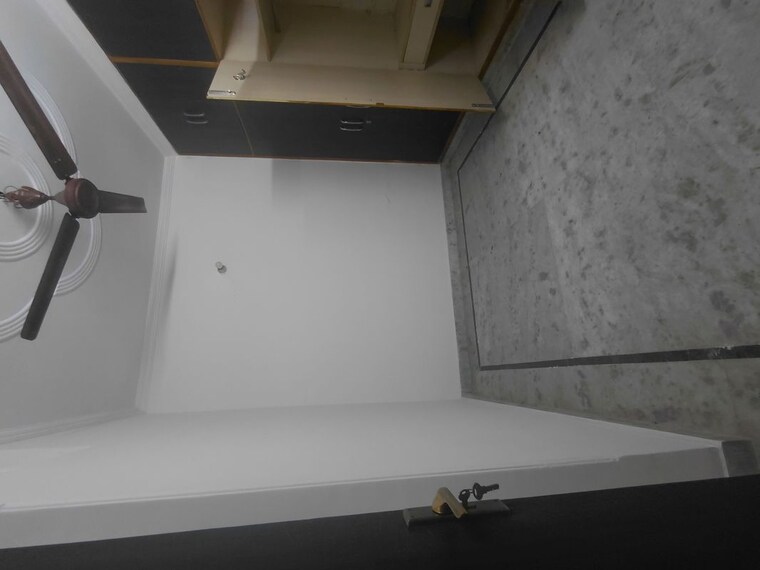 Bedroom, janakpuri 3 Bedroom 800 Sq.Ft. Apartment In Janakpuri Delhi 10349921