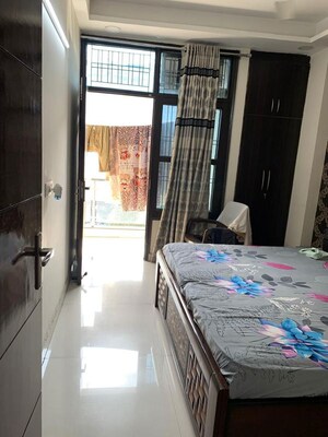 Balcony in 3 BHK Builder Floor at Luxury Villa, Sector 30 – for Rent