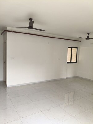 Room in 3 BHK Apartment at Runwal Gardens, Dombivli East – for Rent