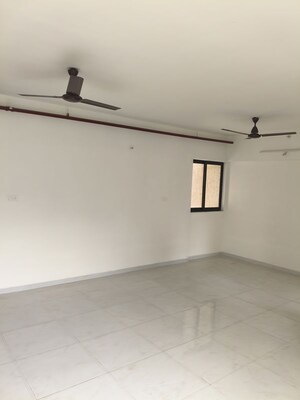Room in 3 BHK Apartment at Runwal Gardens, Dombivli East – for Rent