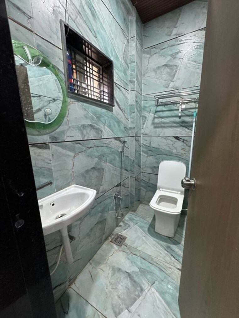 Bathroom, chitrapuri-colony 1 Bedroom 900 Sq.Ft. Villa In Manikonda Hyderabad 10003847