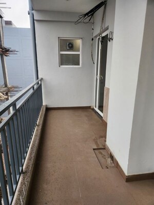 Balcony in 3 BHK Builder Floor at BPTP Eden Estate, Sector 81 – for Rent