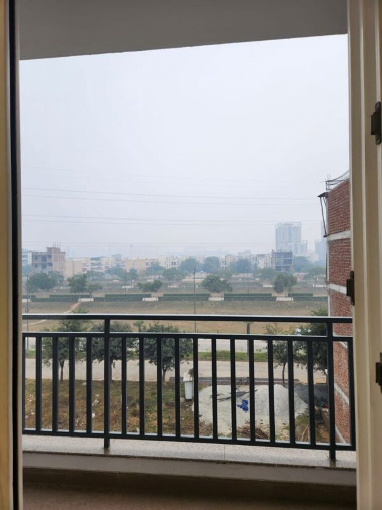 Balcony, bptp-eden-estate 3 Bedroom 265 Sq.Yd. Builder Floor In Sector 81 Faridabad 10349974